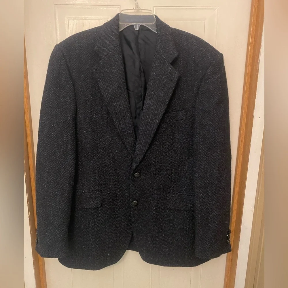 Harris Tweed Men's Dark Charcoal Herringbone Sport Coat